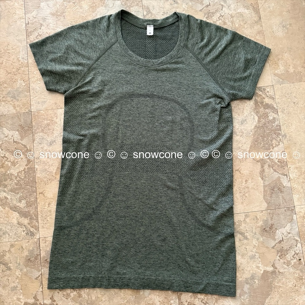 Lululemon Swiftly Tech Short Sleeve Shirt 2.0
Rainforest Green / Green Twill